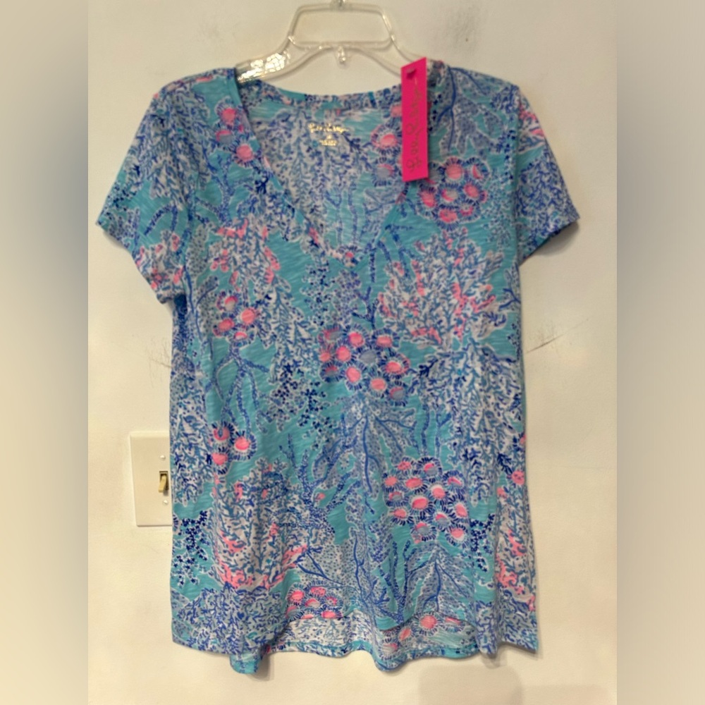 New Lilly Pulitzer shirt size M